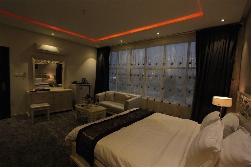 Taleen Granada Hotel Apartments Riyadh Room photo